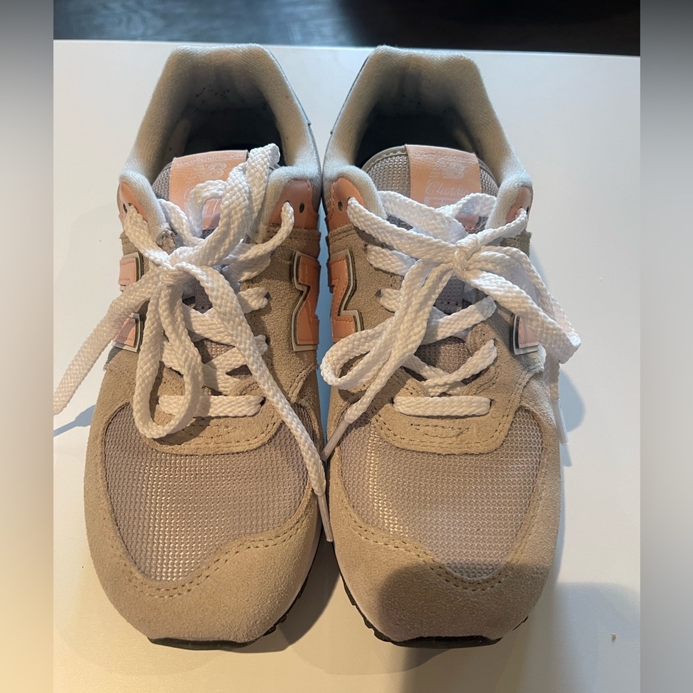 New balance kids 3.5